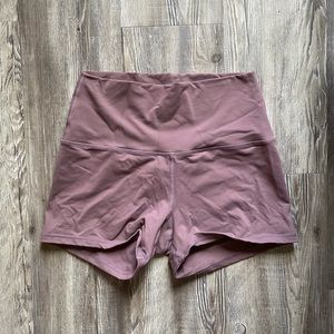 Born primitive new heights shorts